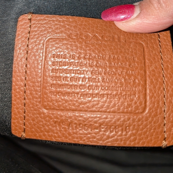 COACH Hudson Saddle Pebbled Brown Leather Messenger Bag - Picture 11 of 11